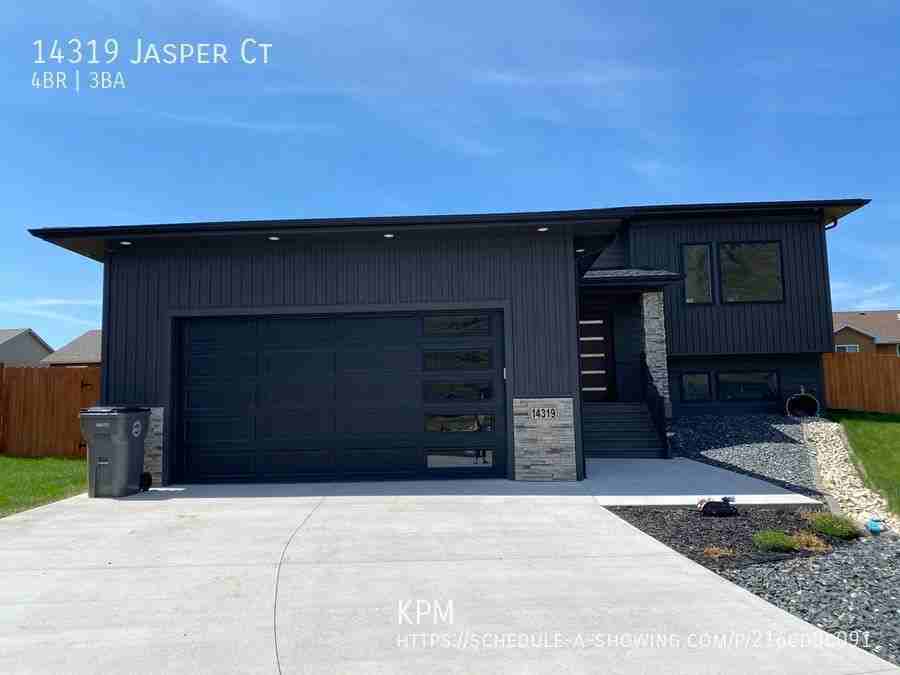 14319 Jasper Ct - Photo 2 of 19