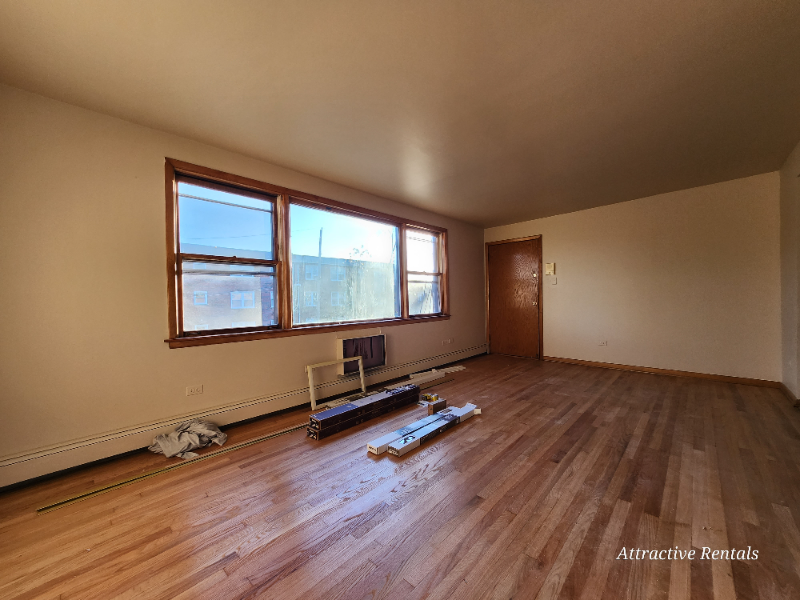 10747 S Pulaski Rd #12 - Photo 2 of 11
