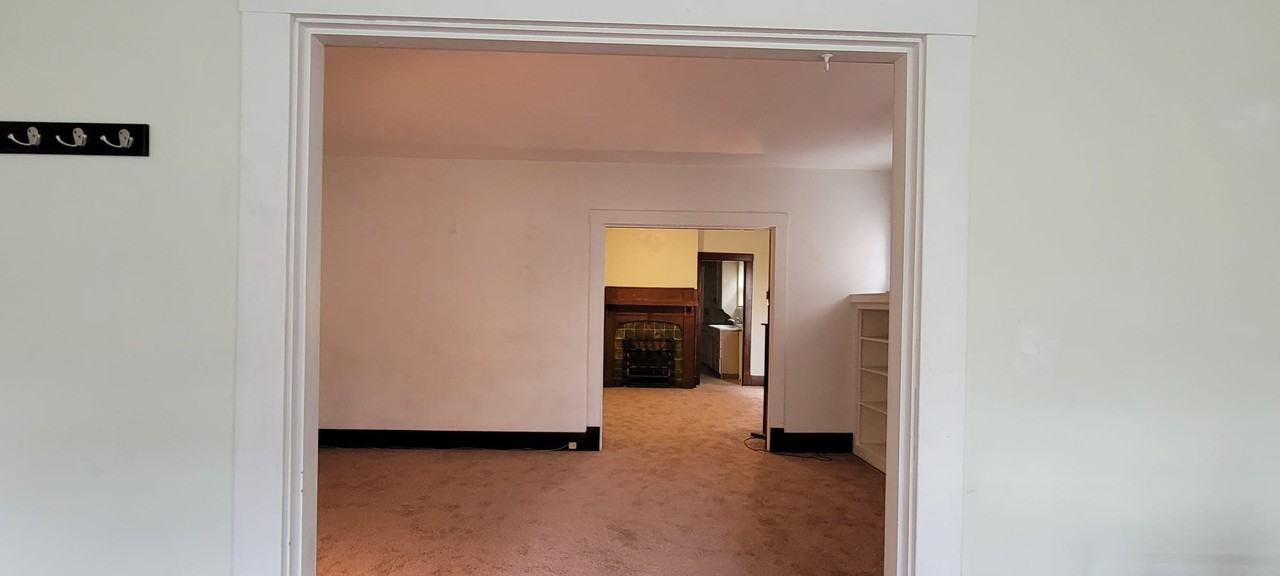 2923 Mattern Ave #1 - Photo 2 of 10