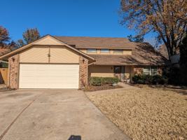 featured image of 2630 W Washington Pl #1