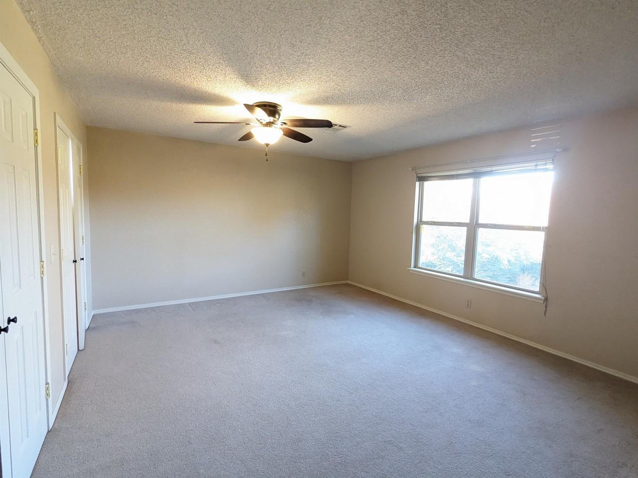 2630 W Washington Pl #1 - Photo 6 of 10