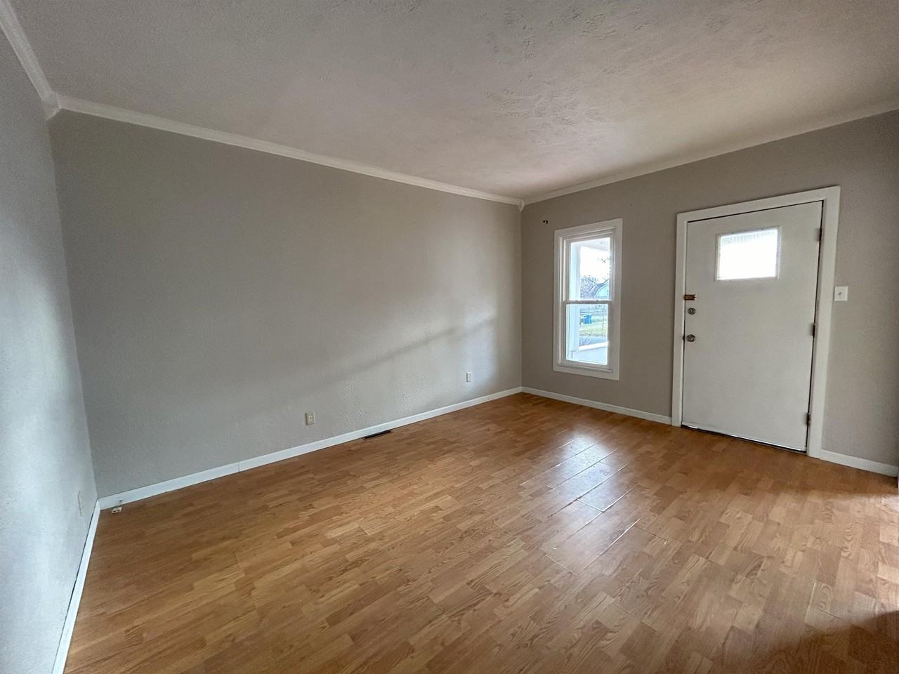 291 Laurel Dr #1 - Photo 6 of 21