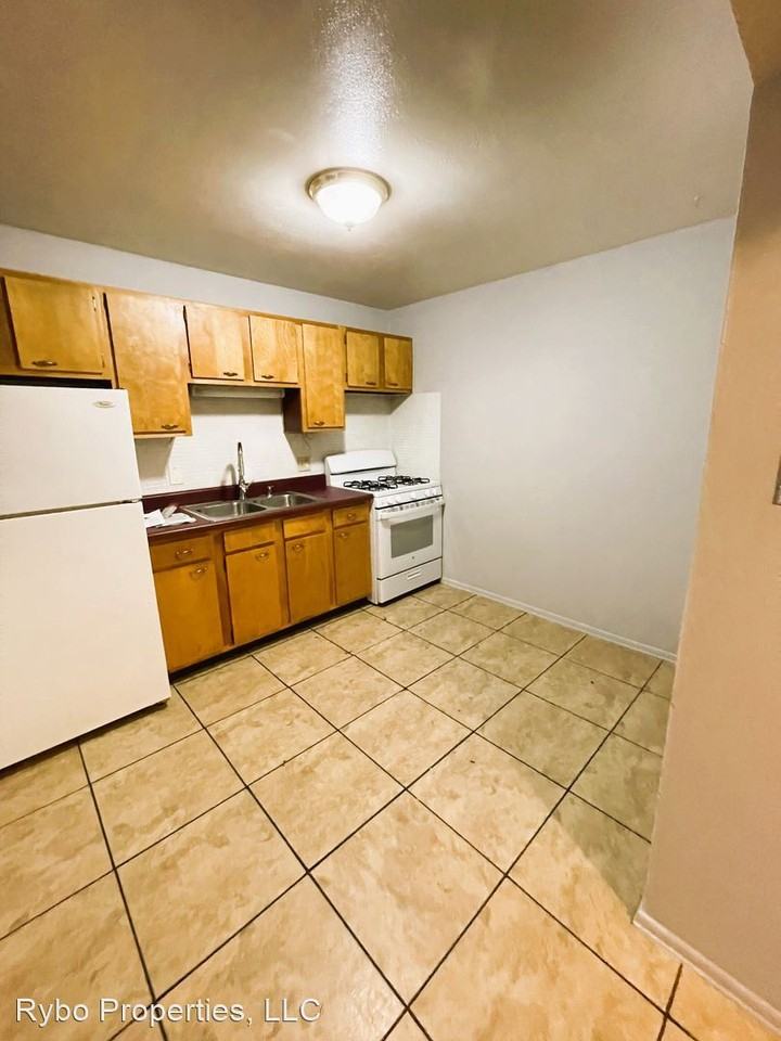 Zephyr - Photo 2 of 5