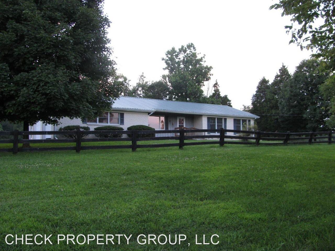 6955 Mccracken Pike - Photo 2 of 37