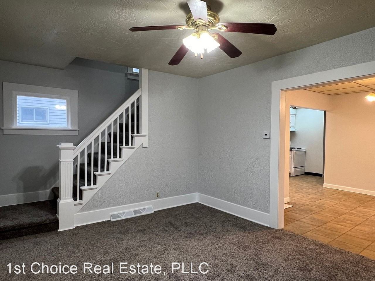 1414 Redwood St - Photo 3 of 20