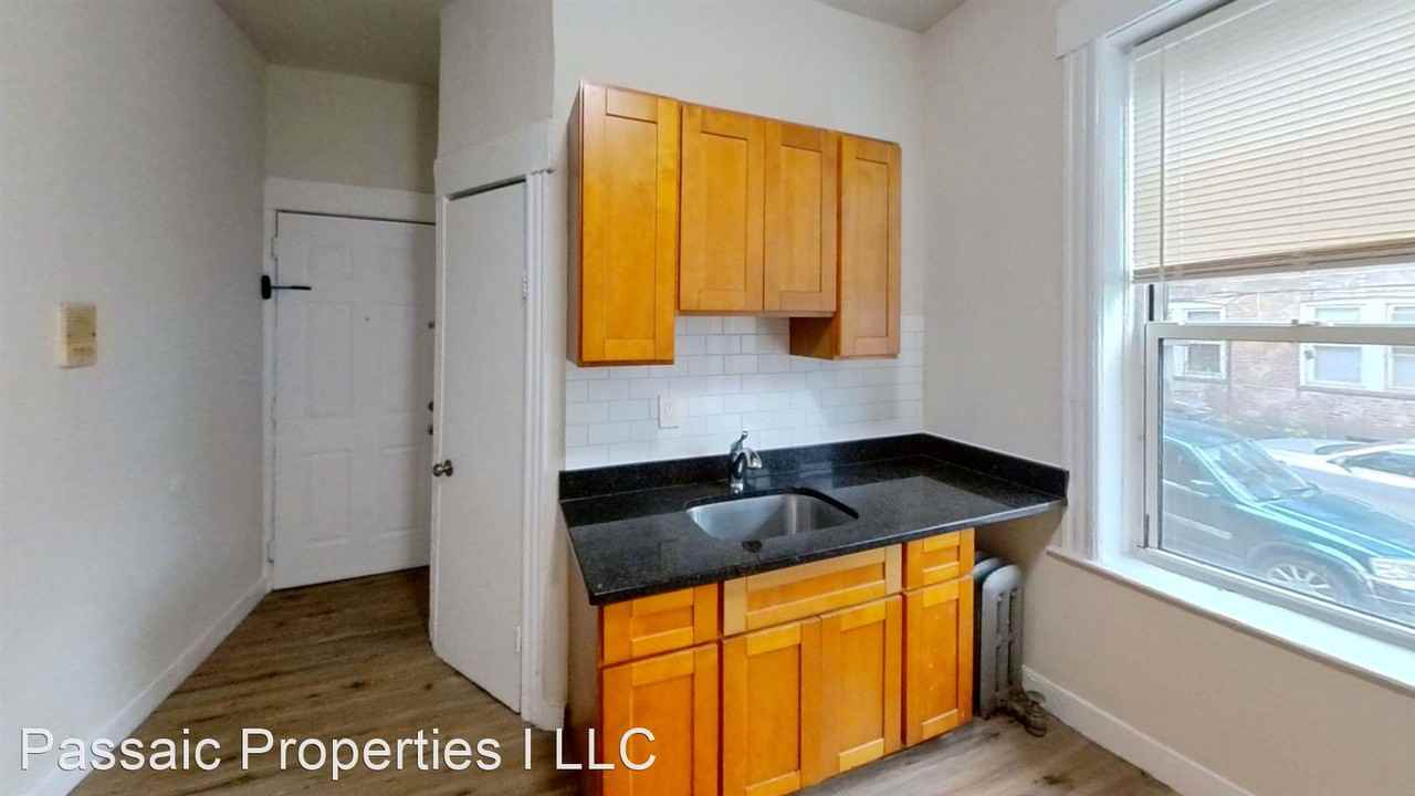 377 Madison Street - Photo 2 of 8