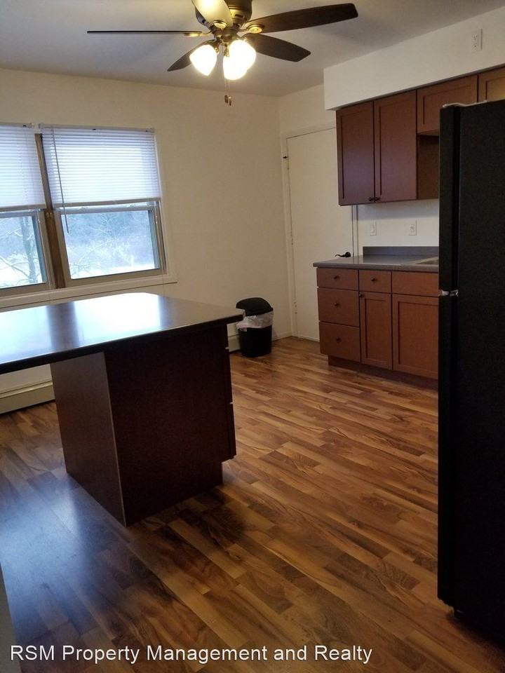 261 Clinton St. - Photo 3 of 9