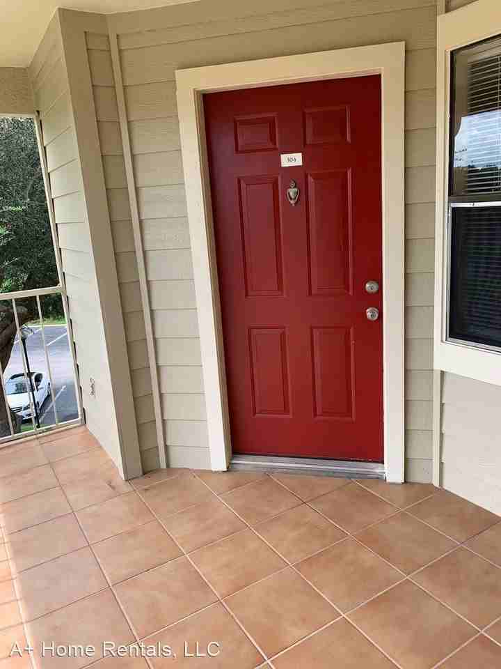 3020 Parkway Blvd #304 - Photo 2 of 8