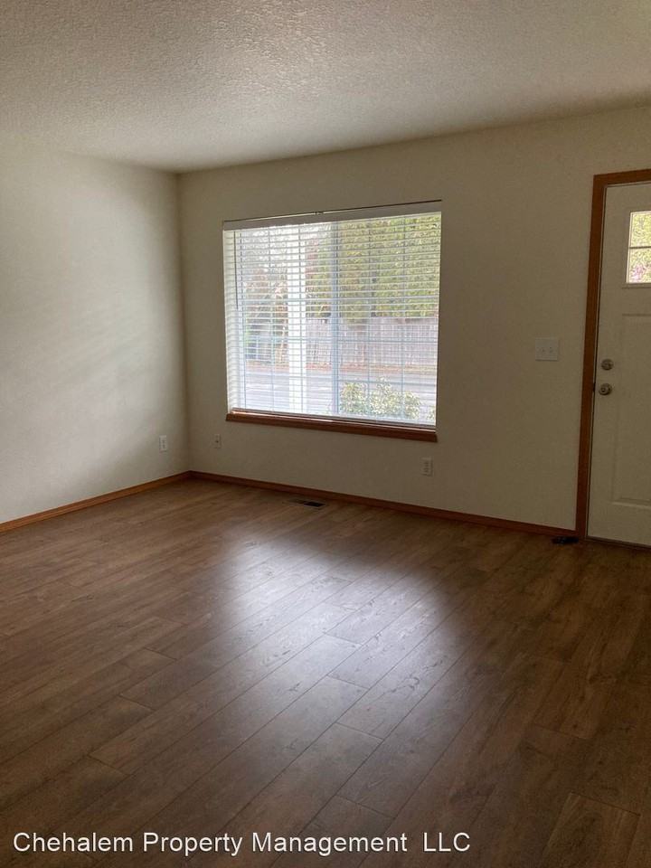 631 N. Grant St. - Photo 3 of 18