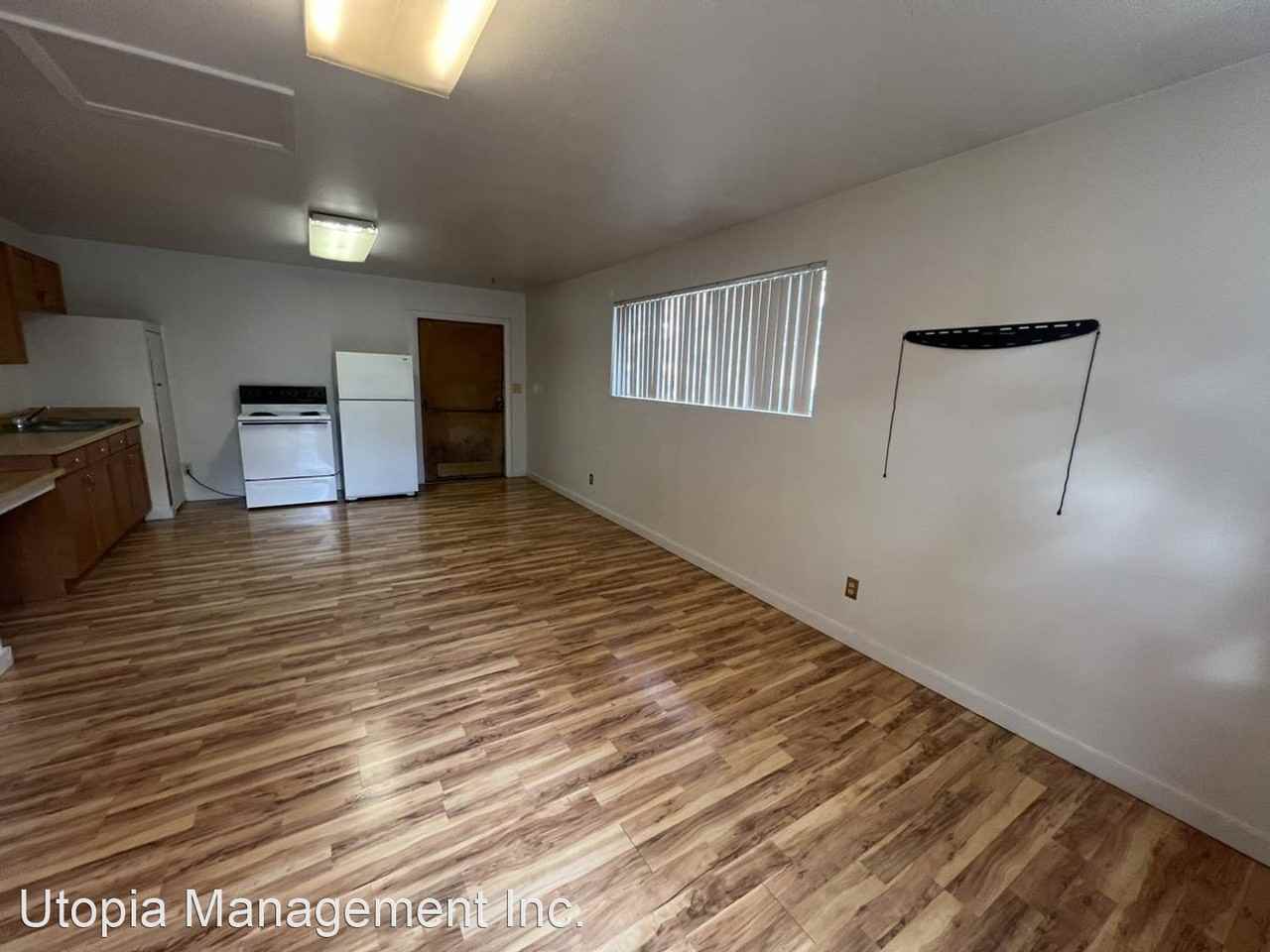 133 S Gilman Street - Photo 3 of 7