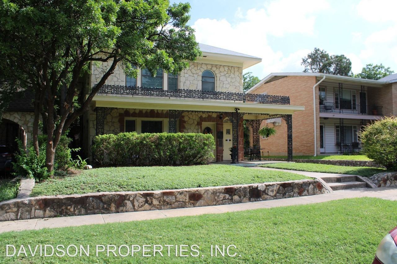 311 E Rosewood Ave - Photo 3 of 29