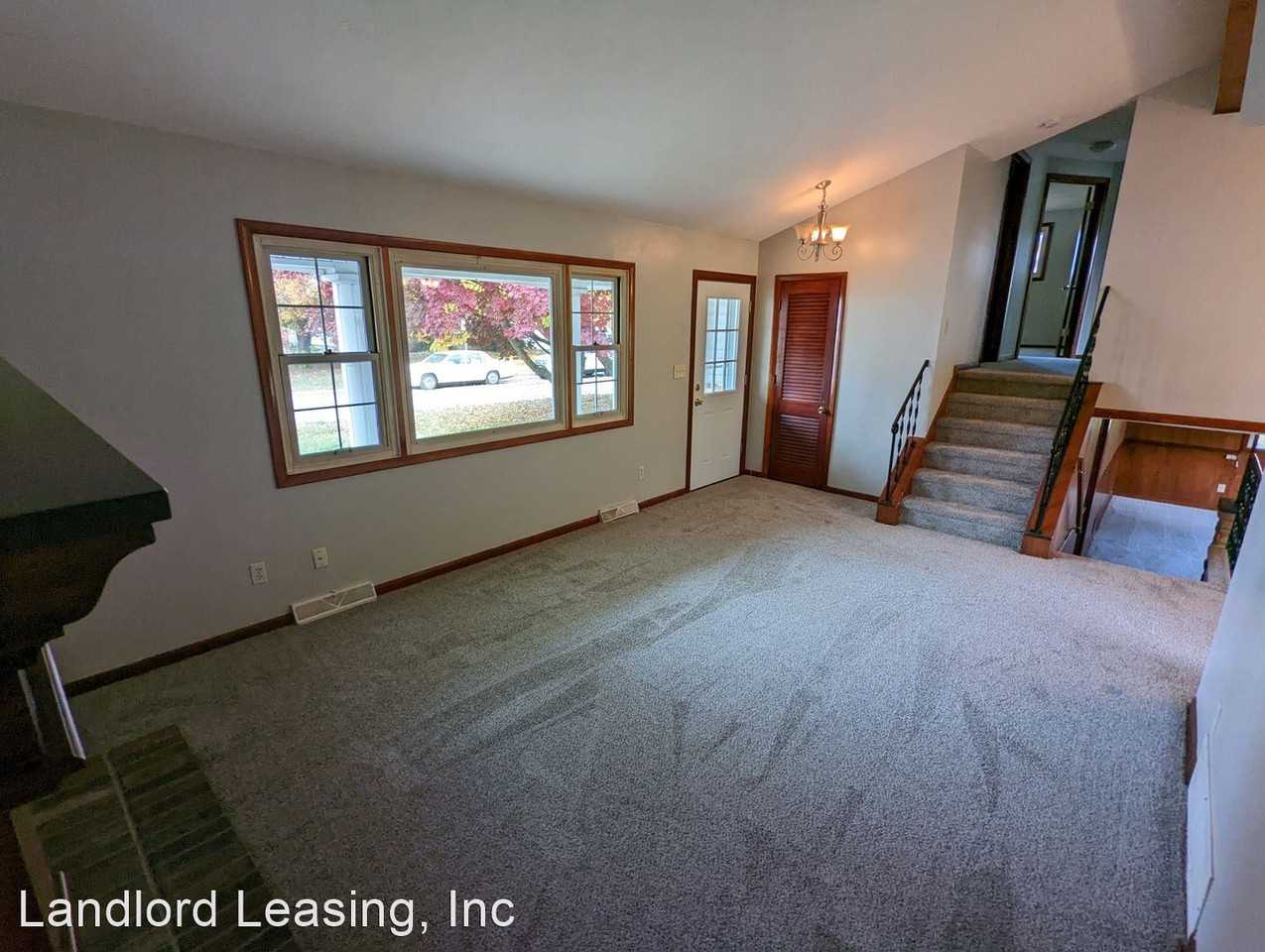 152 Lincoln St - Photo 2 of 23