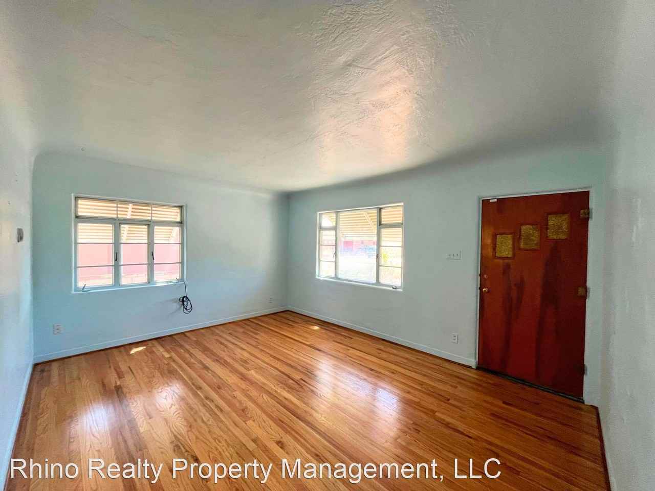 1012 Jackson St Se - Photo 3 of 14