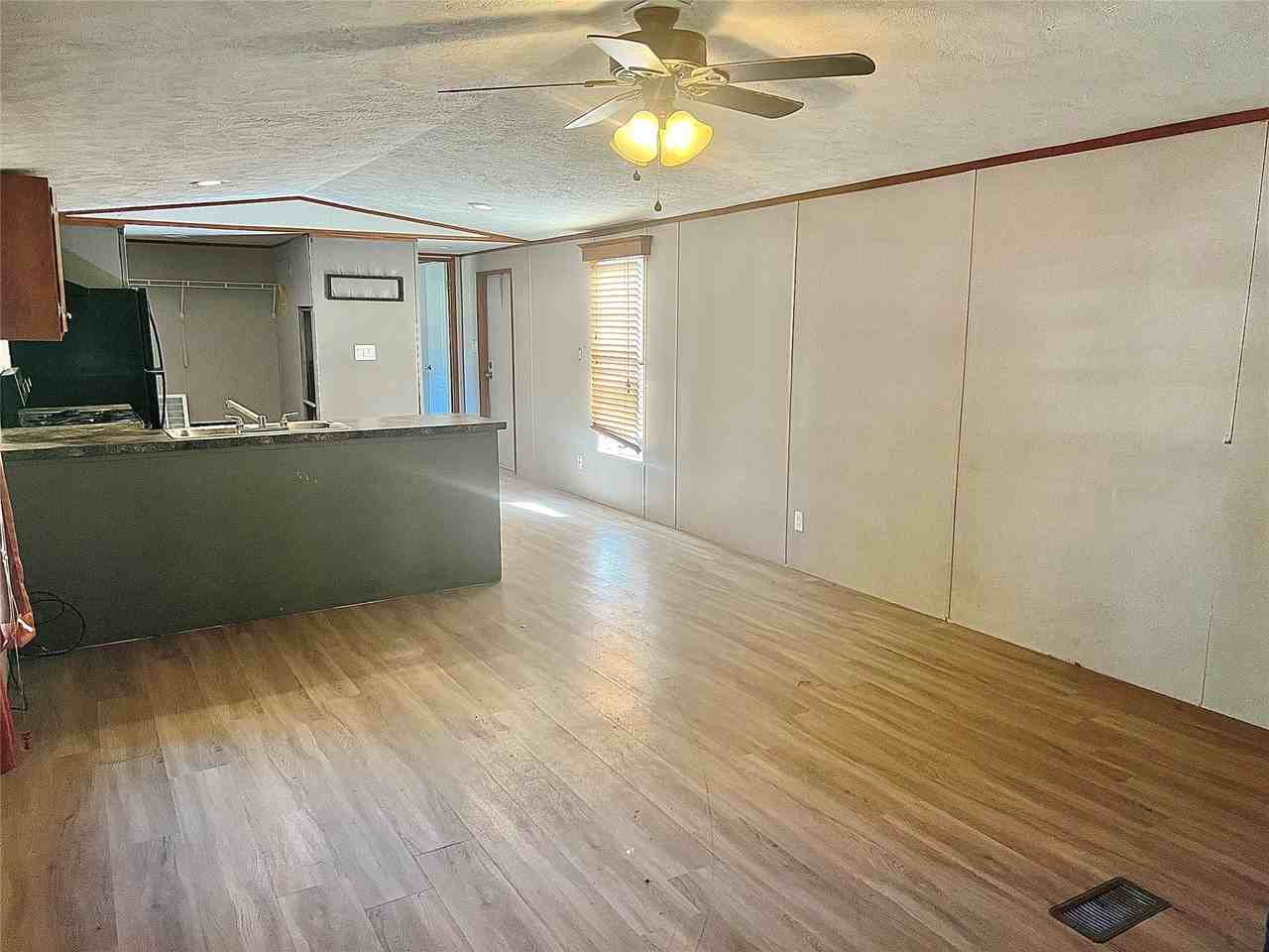 4765 Clay Hill Rd - Photo 3 of 11