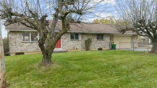 7747 Spring Creek Rd, Macungie, PA 18062 3 Bedroom House for 2,100