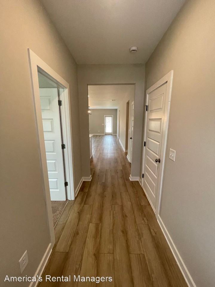 10316 Middleton Rd - Photo 2 of 43