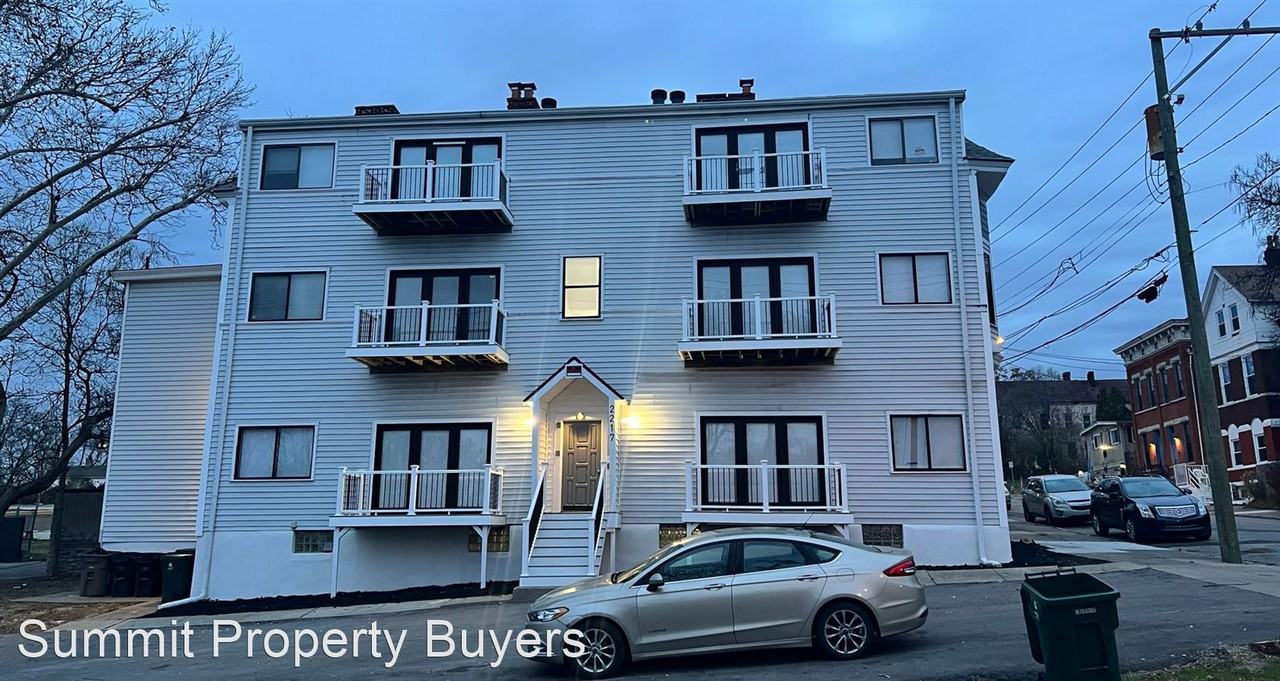2219 Kenton St Apartments in Walnut Hills, Cincinnati, OH 45206 Zumper