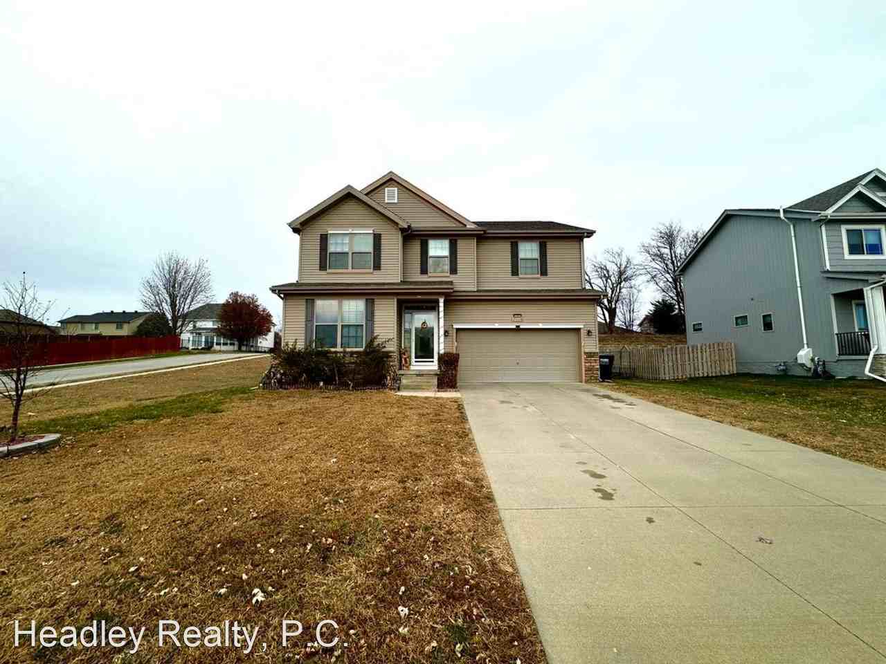 2108 Raven Ridge Dr, Bellevue, NE 68123 4 Bedroom House for 2,500