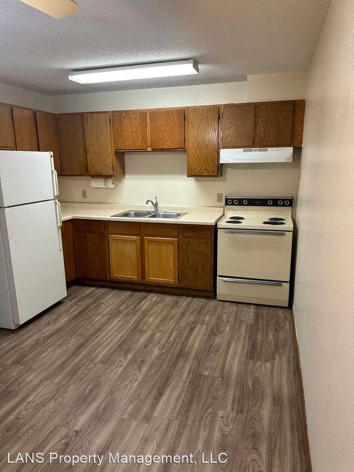 North Place Apartments - Photo 2 of 9