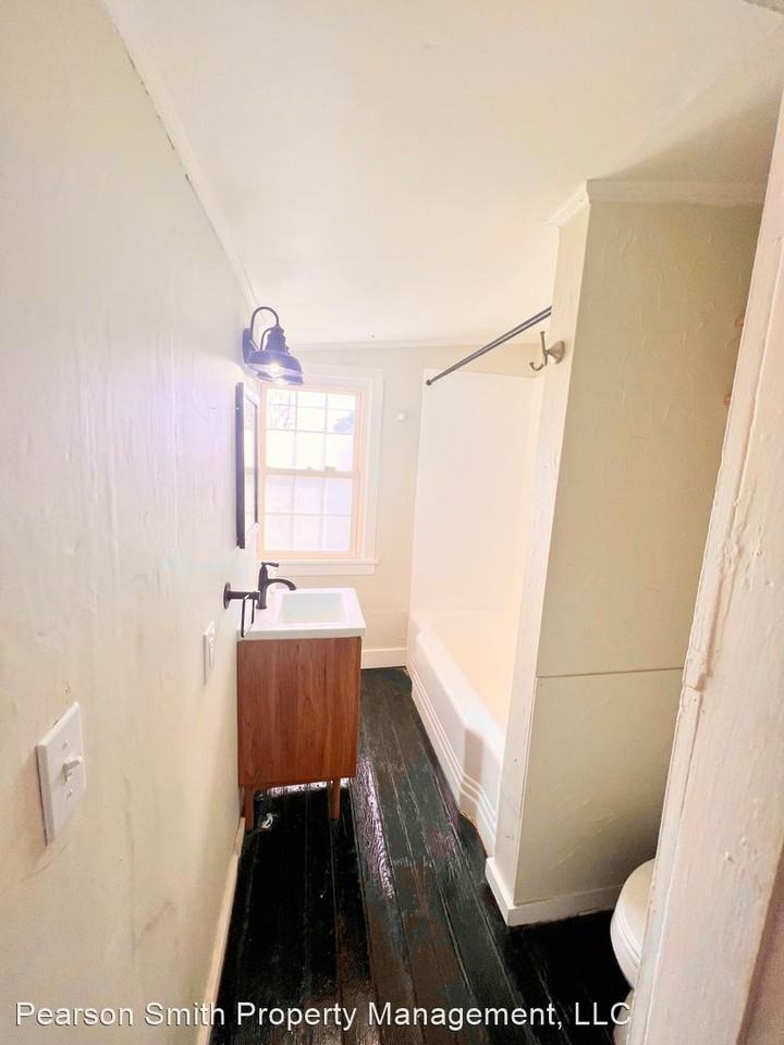 36610 Philomont Rd #B - Photo 2 of 16