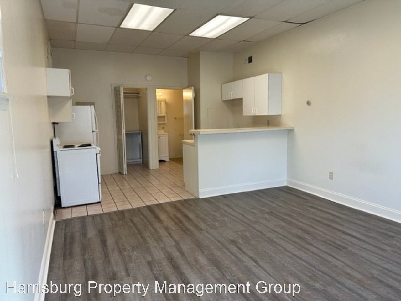 263 N Front St - Photo 3 of 8