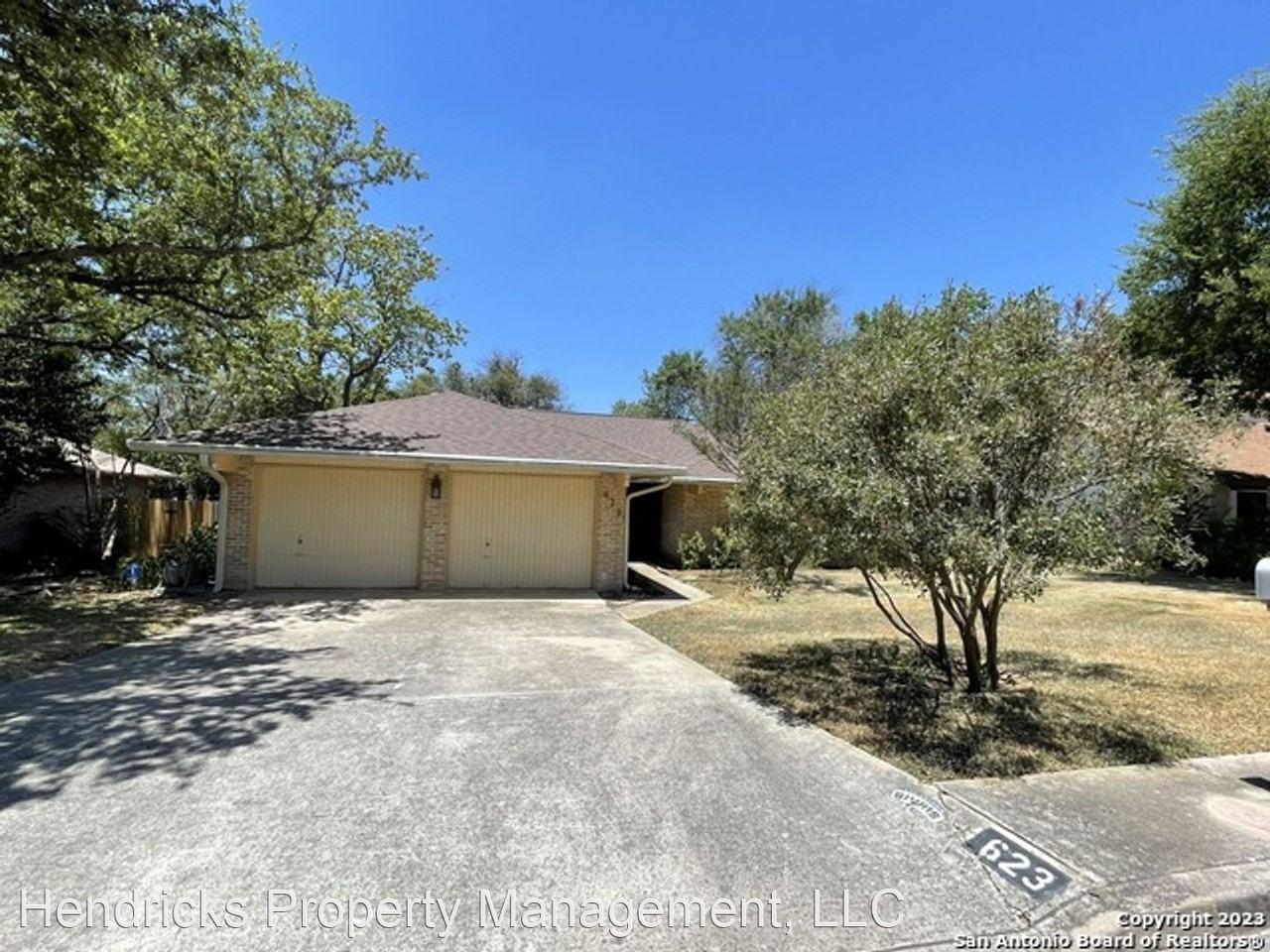 623 Many Oaks St - Photo 3 of 24