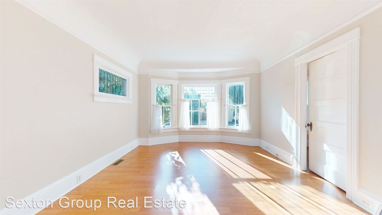 1735 Bancroft Way - Photo 3 of 24
