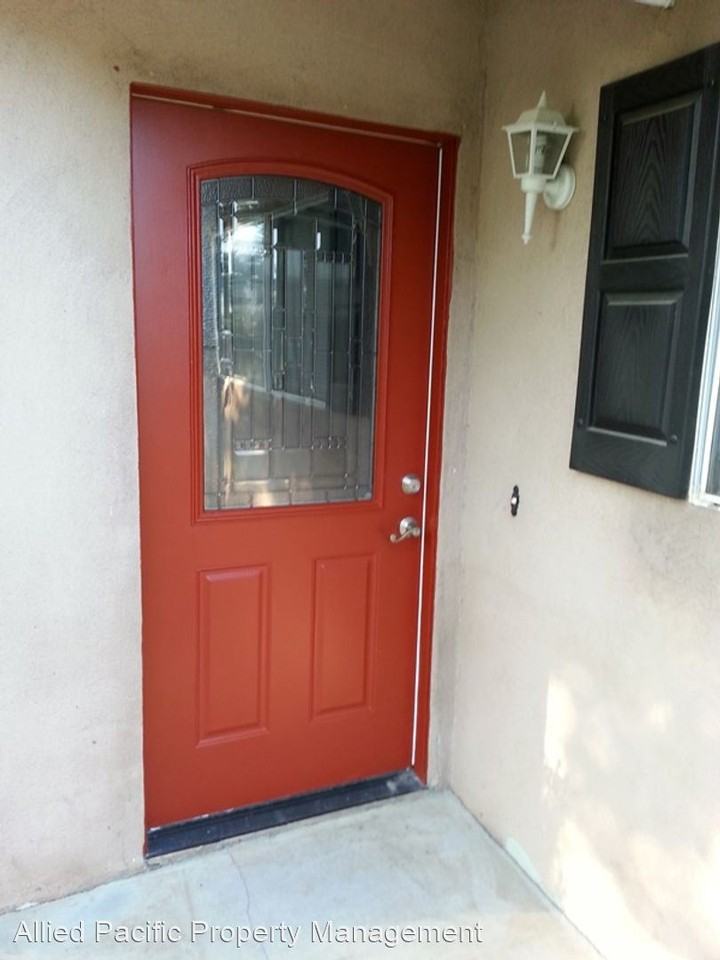 38780 Florence St - Photo 2 of 9