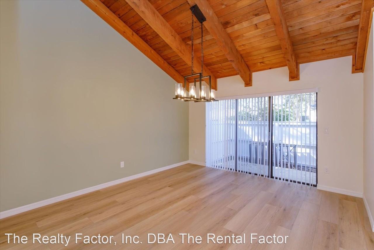 1472 Connors Ln - Photo 3 of 26