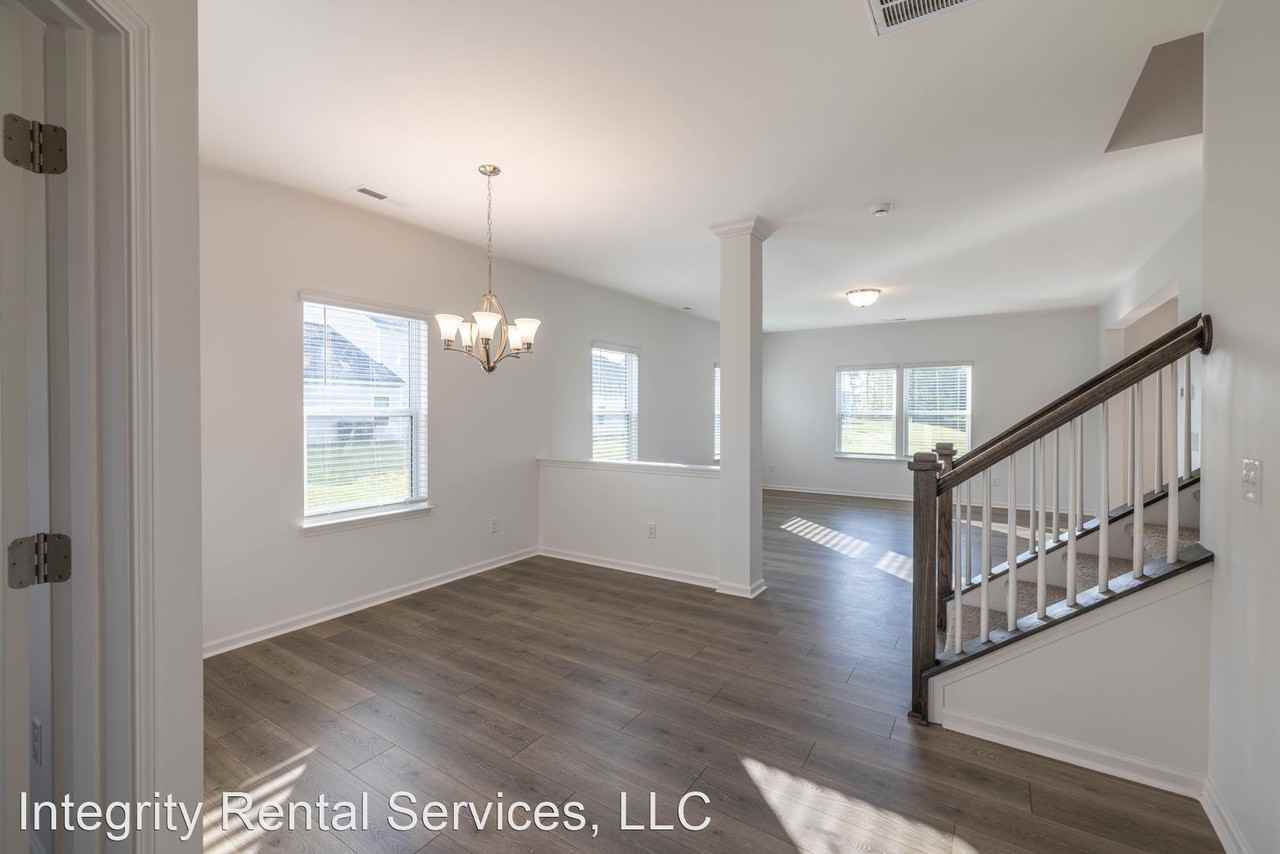3026 Apple Creek Ct - Photo 2 of 30