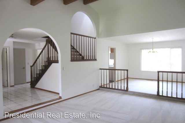 1270 Lubich Dr - Photo 3 of 7