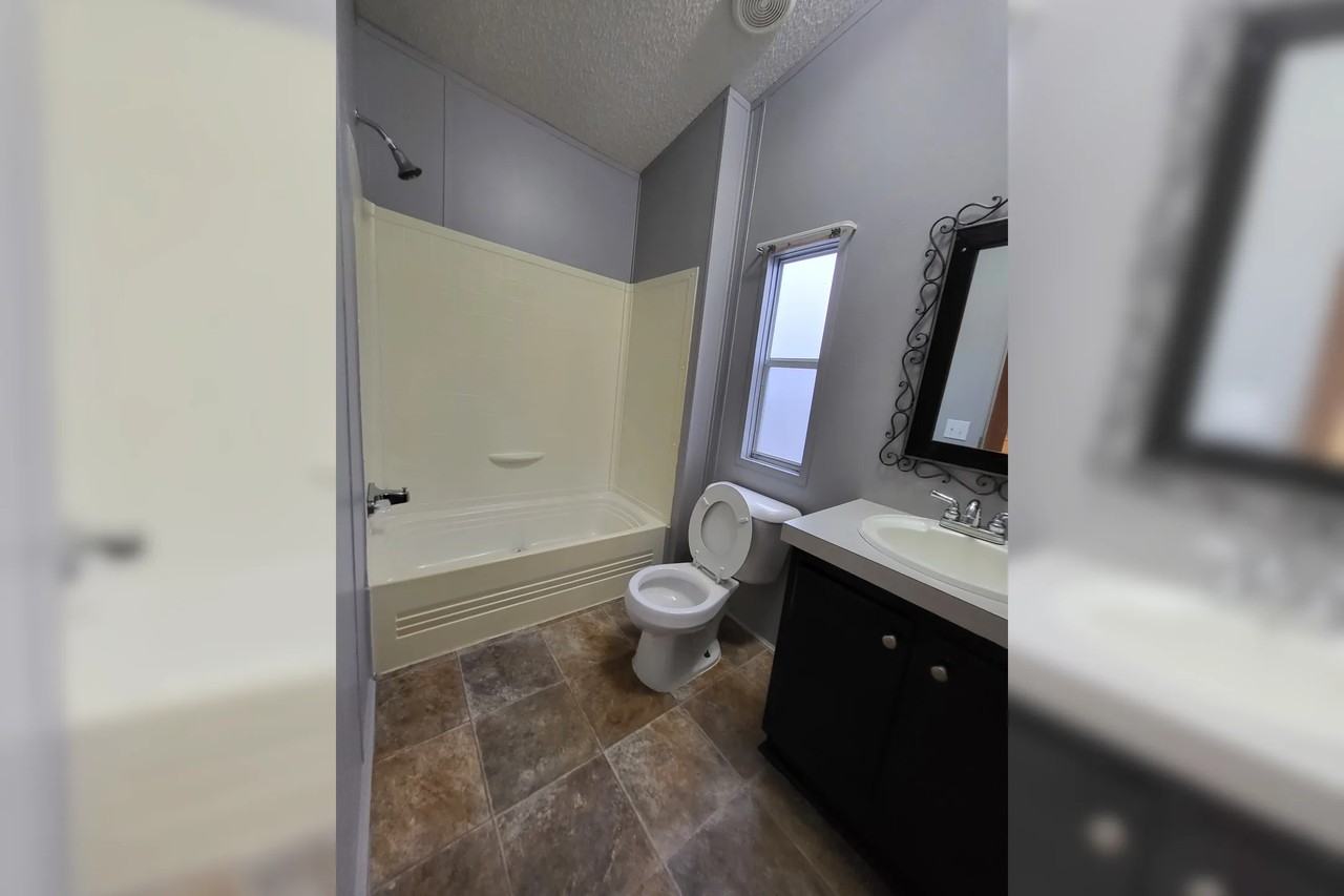 12697 Fm 196 - Photo 2 of 10