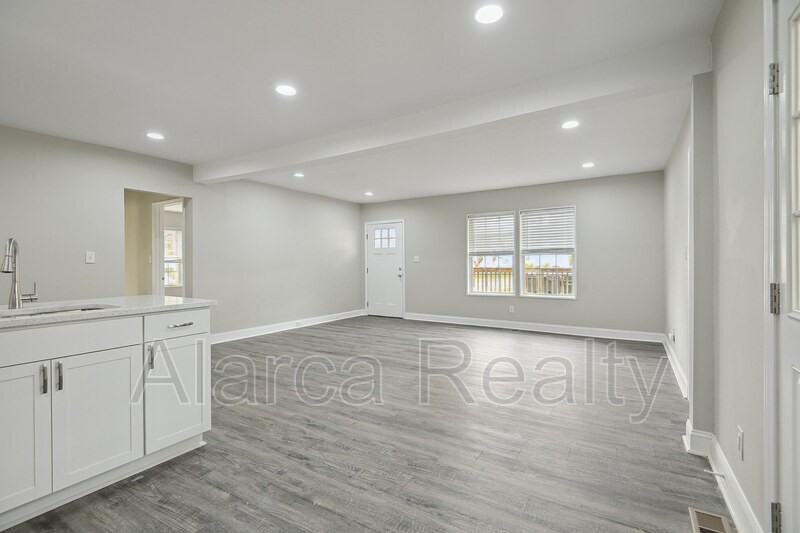 1219 Skyview Rd - Photo 4 of 25