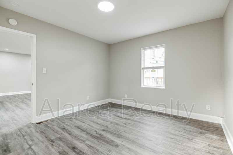 1219 Skyview Rd - Photo 6 of 25