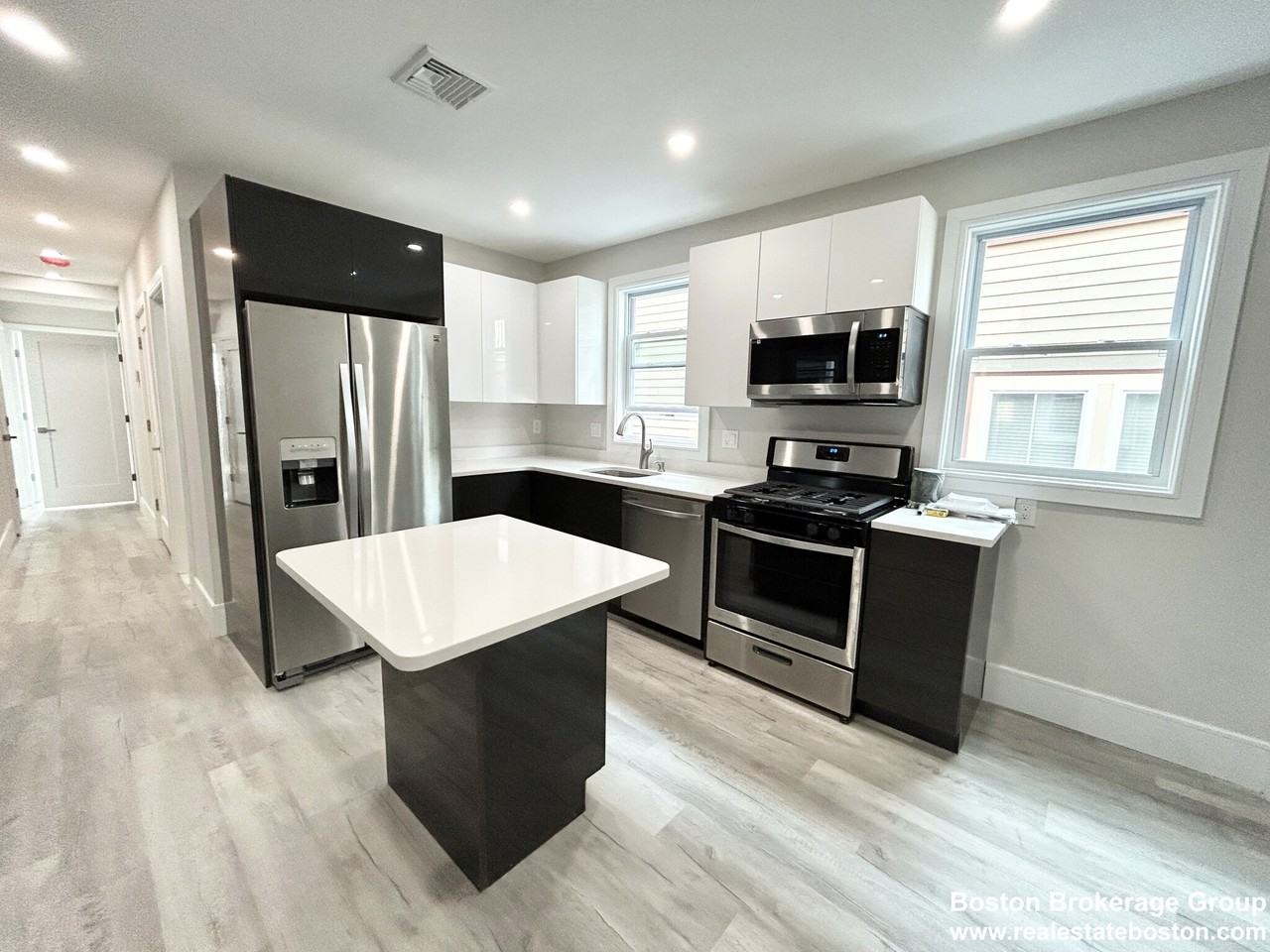 23 Mount Vernon St #2