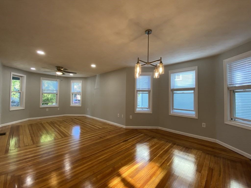 35 Early Ave #1 - Photo 4 of 7