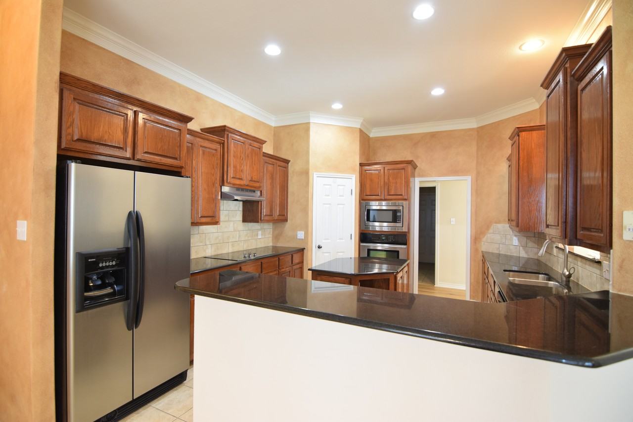 816 Copper Ridge Loop - Photo 5 of 26