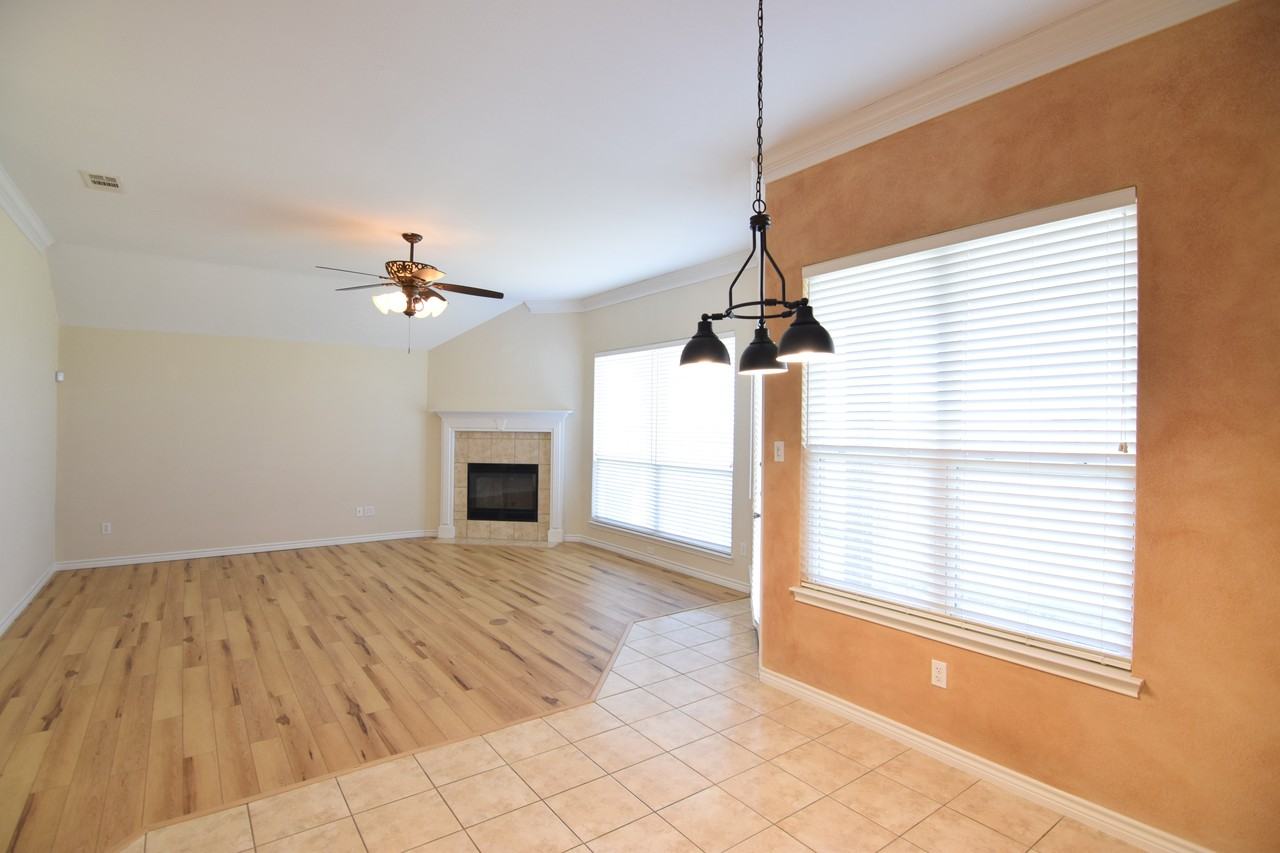 816 Copper Ridge Loop - Photo 7 of 26