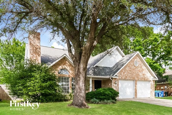 3905 Bermuda Dr - Photo 2 of 15