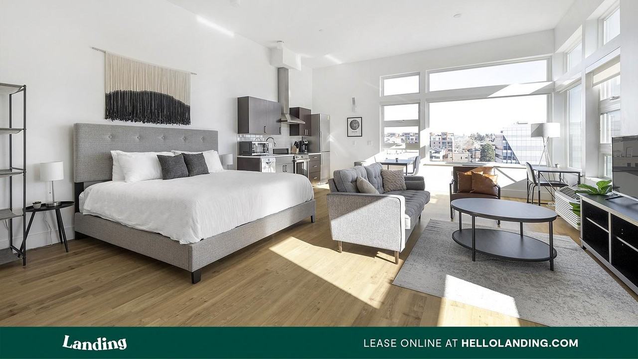 135 Adams St - Photo 7 of 50