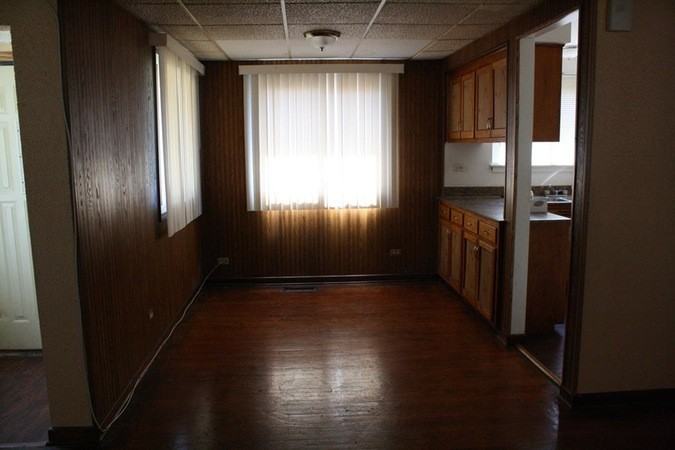 12628 S Laflin St - Photo 2 of 13