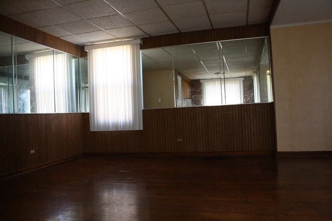 12628 S Laflin St - Photo 3 of 13