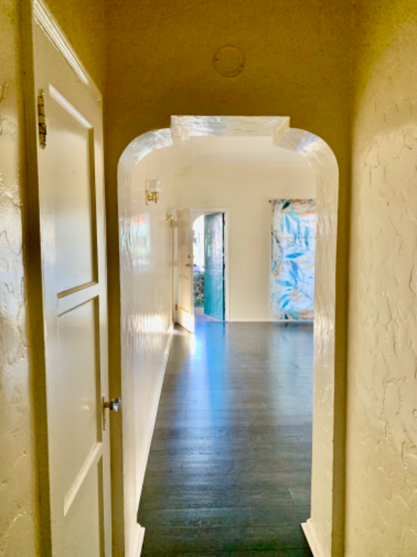 1022 W 64th St - Photo 6 of 19