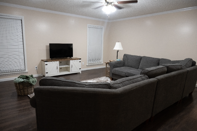 4425A Delchamps Rd - Photo 3 of 26