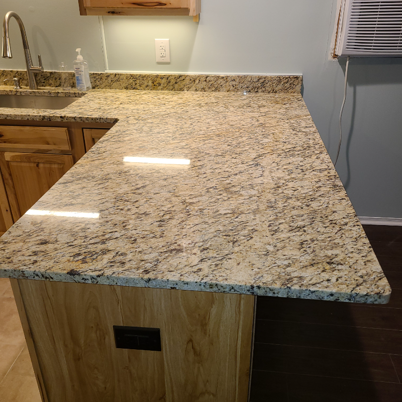 810 Kyle St - Photo 6 of 33