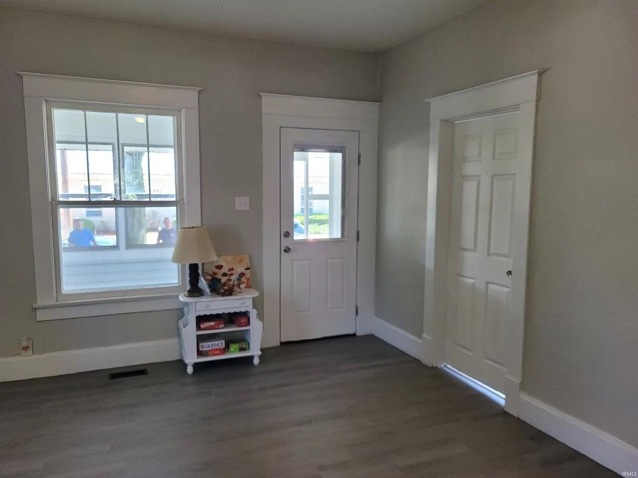 1410 N 4th St - Photo 2 of 10