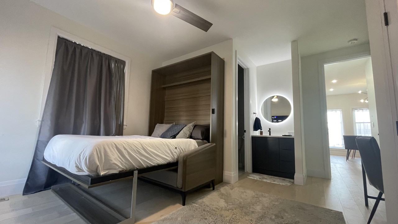 626 Orchards Crescent - Photo 3 of 9