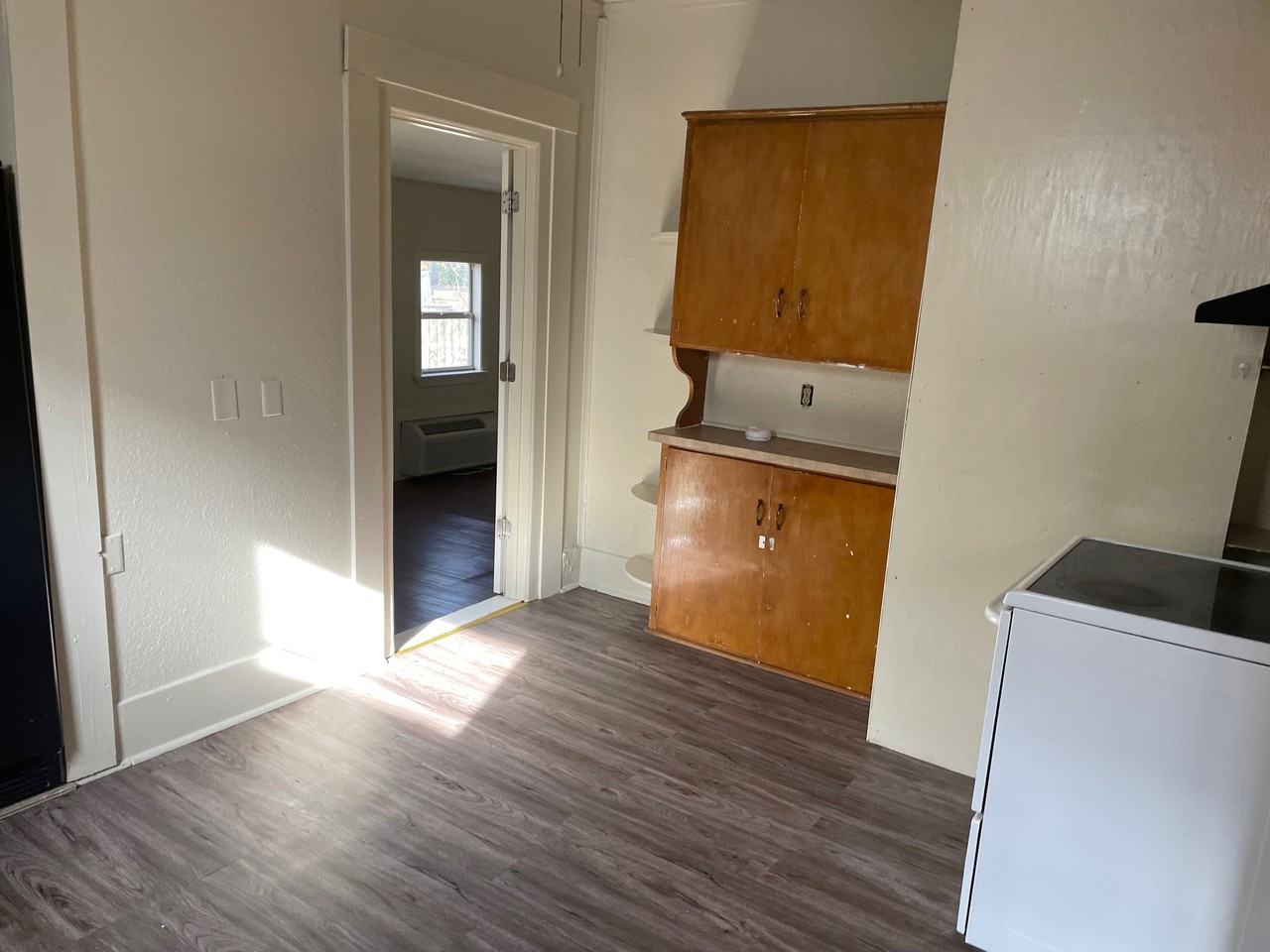 1112 S 20th St #1 - Photo 4 of 13