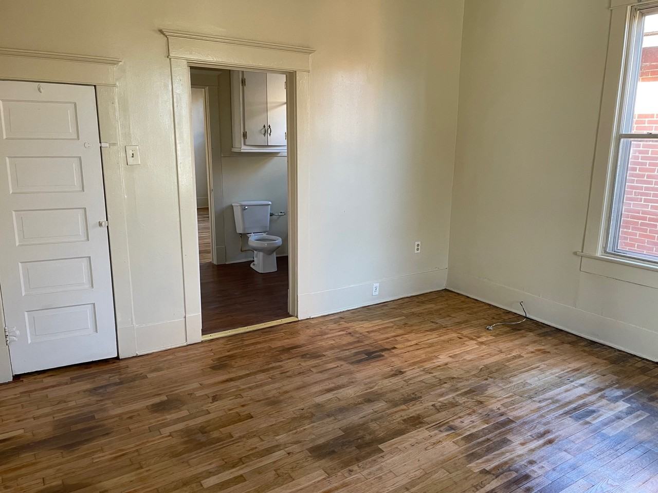 1112 S 20th St #1 - Photo 7 of 13