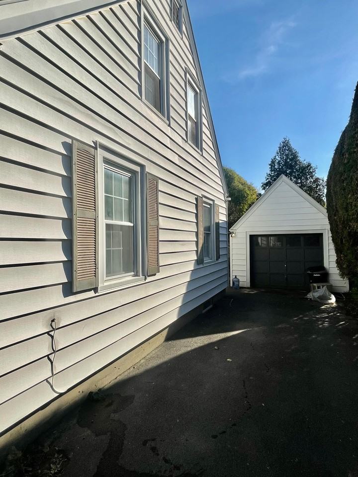 5 W Court St #NA - Photo 2 of 19